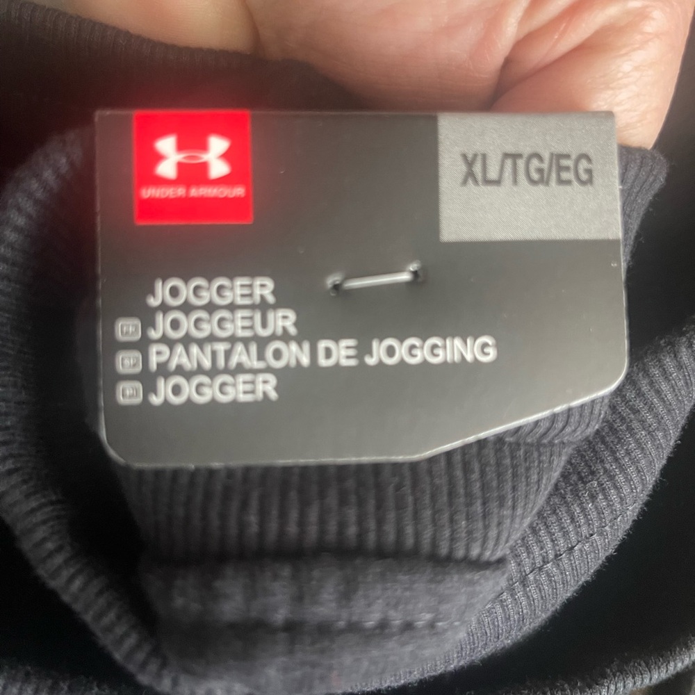 Under Armour Men’s Joggers NWT